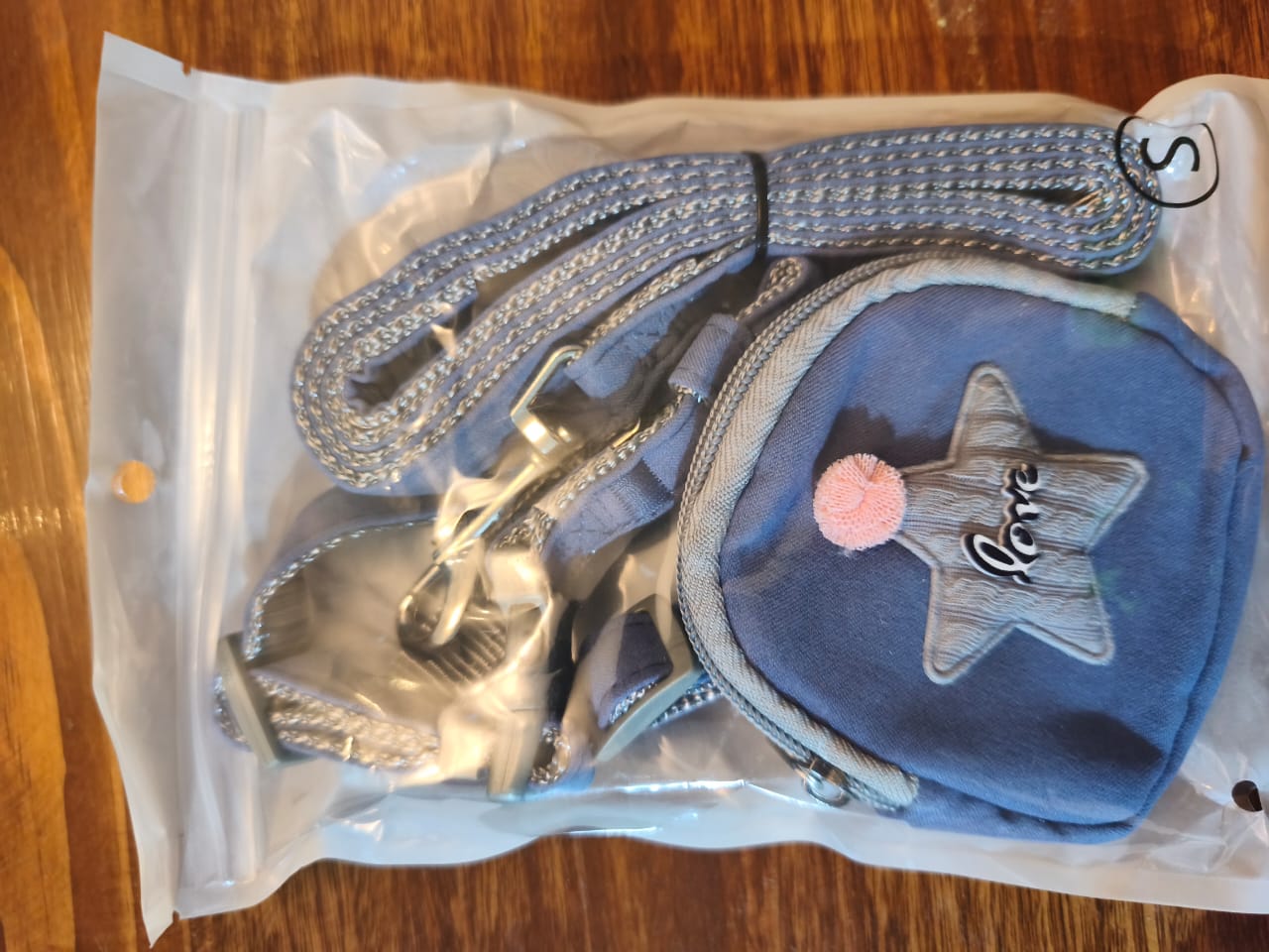 Arnés con Mochila + Correa
